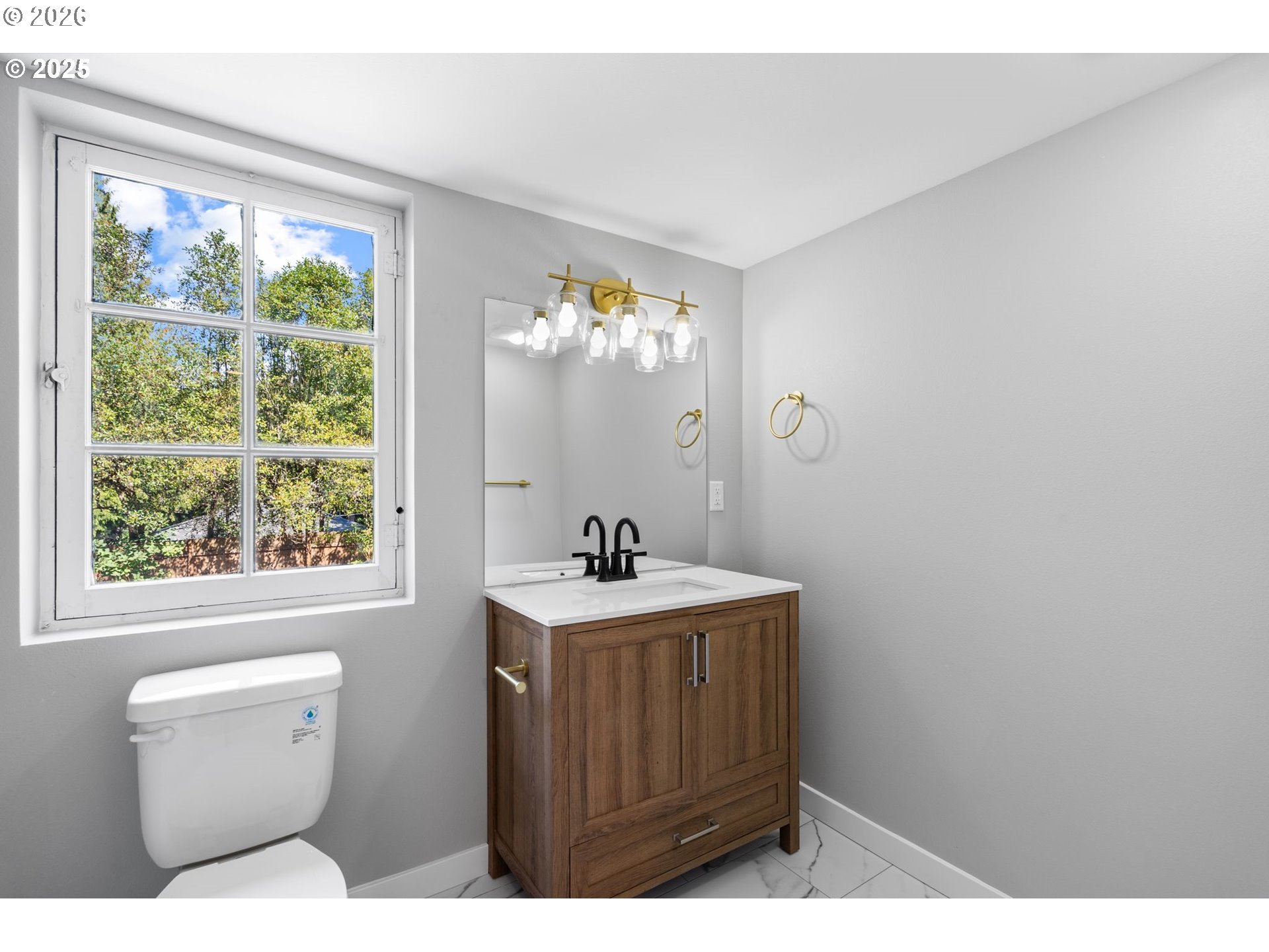 7776 Southwest 5th Avenue Portland, OR 97219 - Photo 30 of 46
