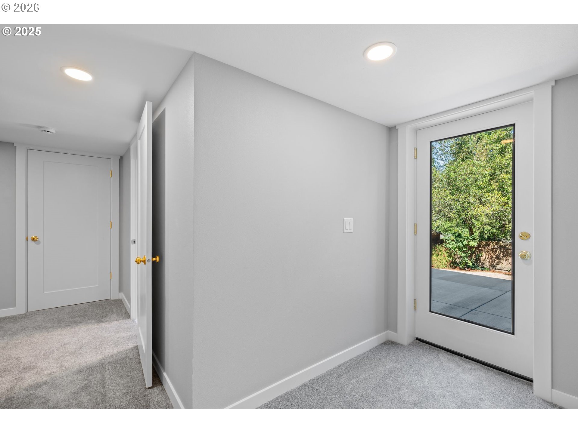 7776 Southwest 5th Avenue Portland, OR 97219 - Photo 32 of 46