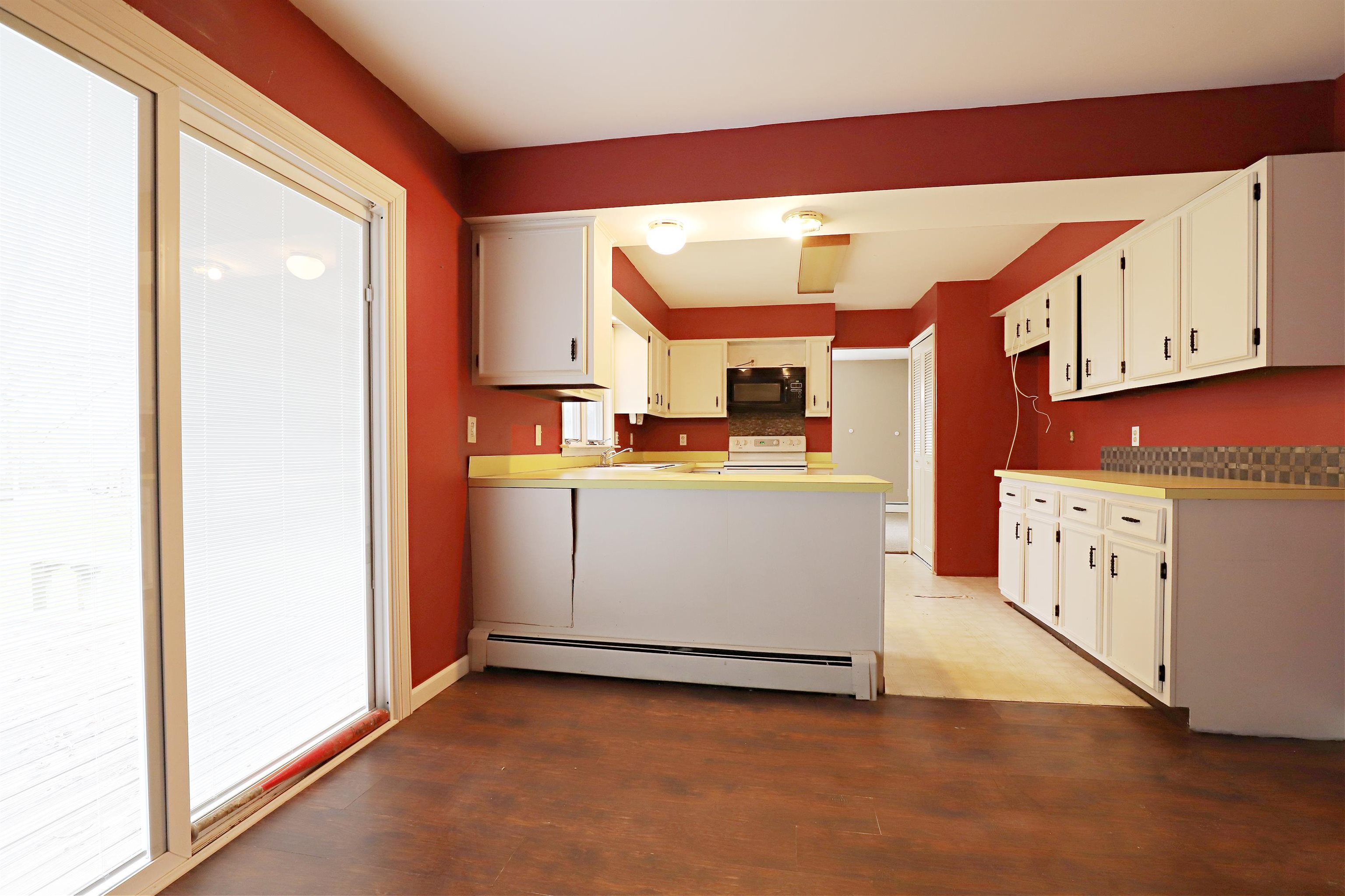 6082 West River Road Flushing, MI 48433 - Photo 13 of 35 50126095-12.JPG
