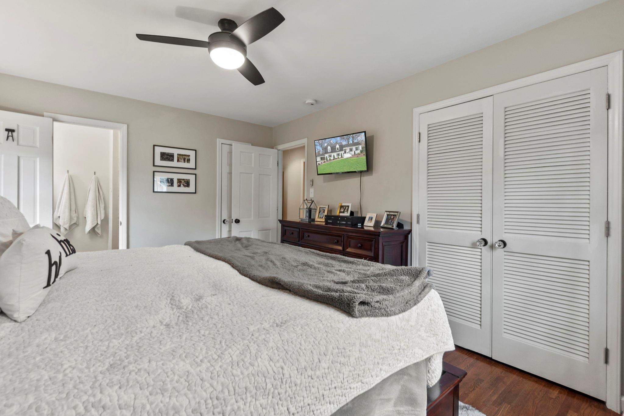 3908 Riverbend Road Charlotte, NC 28210 - Photo 16 of 31 Gallery Image 16