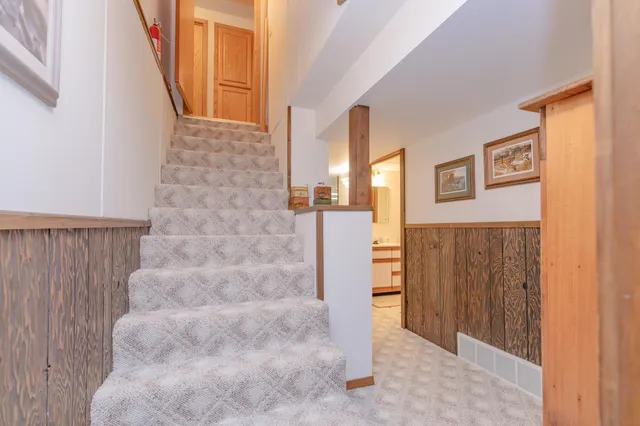 $465,000 | 603 South Lafayette Avenue, Fulda, MN 56131