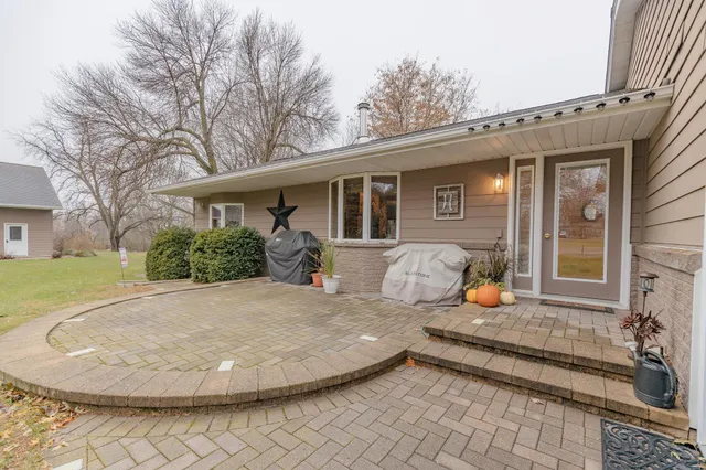 $465,000 | 603 South Lafayette Avenue, Fulda, MN 56131