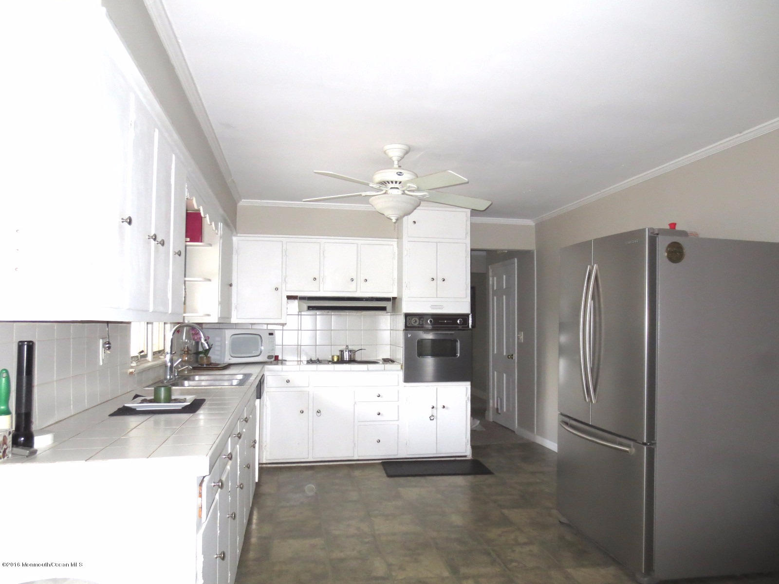 43 Ravine Drive Matawan, NJ 07747 - Photo 3 of 16 Kitchen