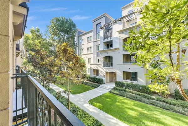 $617,500 | 3212 Watermarke Place, Irvine, CA 92612