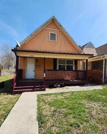 $100,000 | 2203 Agnes Avenue, Kansas City, MO 64127