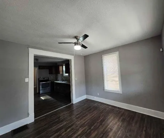 $100,000 | 2203 Agnes Avenue, Kansas City, MO 64127
