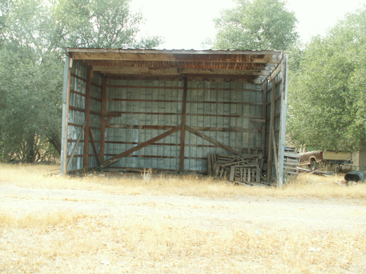17720 Bowman Road Cottonwood, CA 96022 - Photo 13 of 13 a backyard of a house