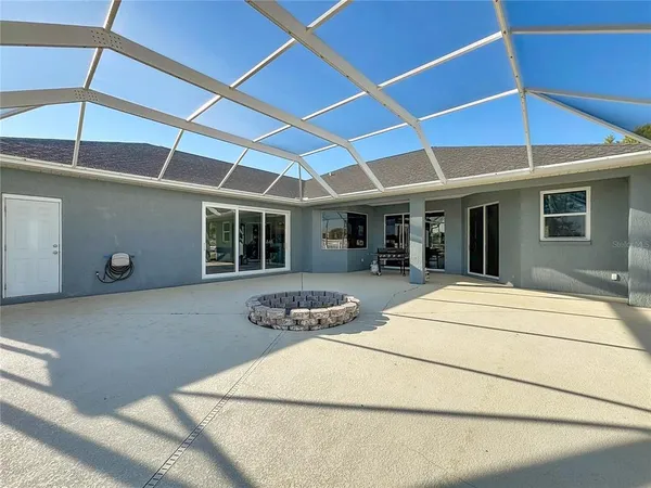 $725,000 | 18002 Howling Wolf Run, Parrish, FL 34219