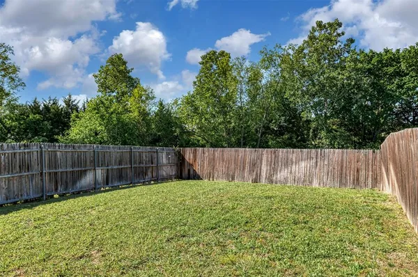 $1,795 | 341 Orbit Drive, Lavon, TX 75166