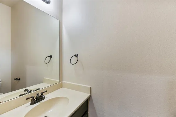$1,795 | 341 Orbit Drive, Lavon, TX 75166