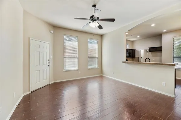 $1,795 | 341 Orbit Drive, Lavon, TX 75166