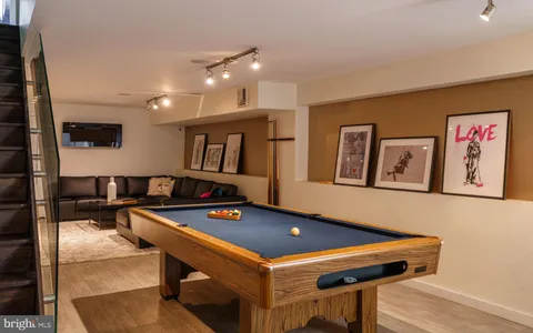 $1,160,000 | 227 West George Street, Philadelphia, PA 19123