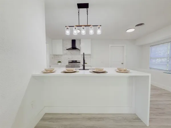 $330,000 | 5520 Woodway Drive, Fort Worth, TX 76133