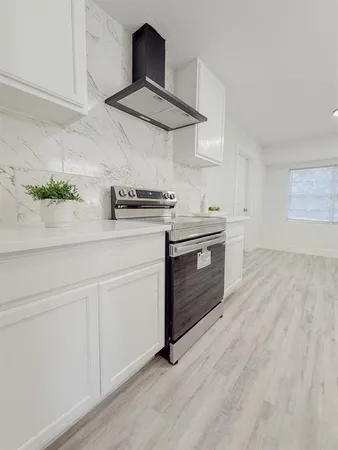 $330,000 | 5520 Woodway Drive, Fort Worth, TX 76133