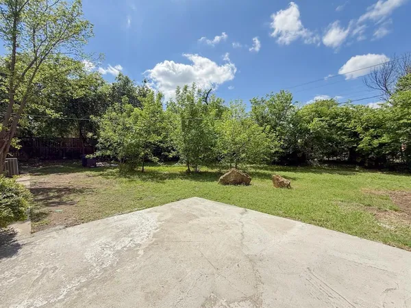 $330,000 | 5520 Woodway Drive, Fort Worth, TX 76133