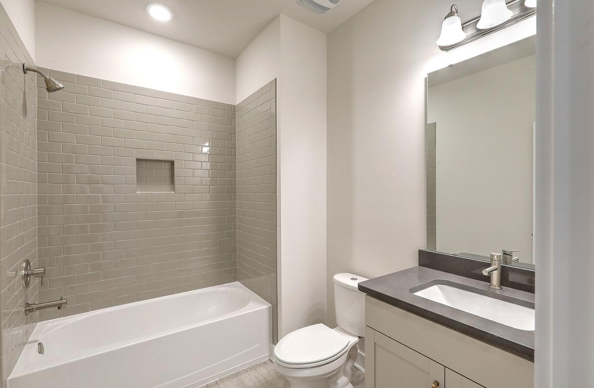 1285 Gannett Road Mount Pleasant, SC 29464 - Photo 17 of 23 Upstairs bath