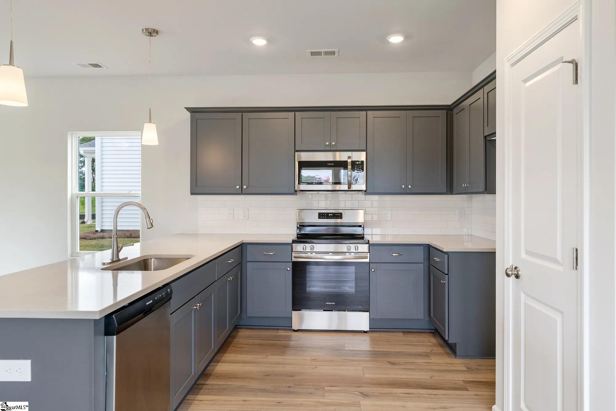 114 Cotesworth Street Pendleton, SC 29670 - Photo 5 of 22