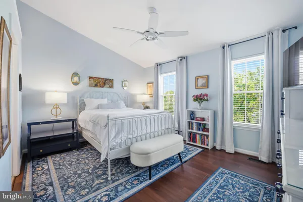 $425,000 | 21840 Elkins Terrace, Unit 301, Sterling, VA 20166