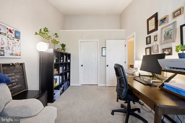 $425,000 | 21840 Elkins Terrace, Unit 301, Sterling, VA 20166