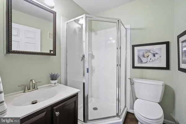 $425,000 | 21840 Elkins Terrace, Unit 301, Sterling, VA 20166