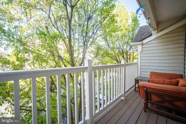 $425,000 | 21840 Elkins Terrace, Unit 301, Sterling, VA 20166