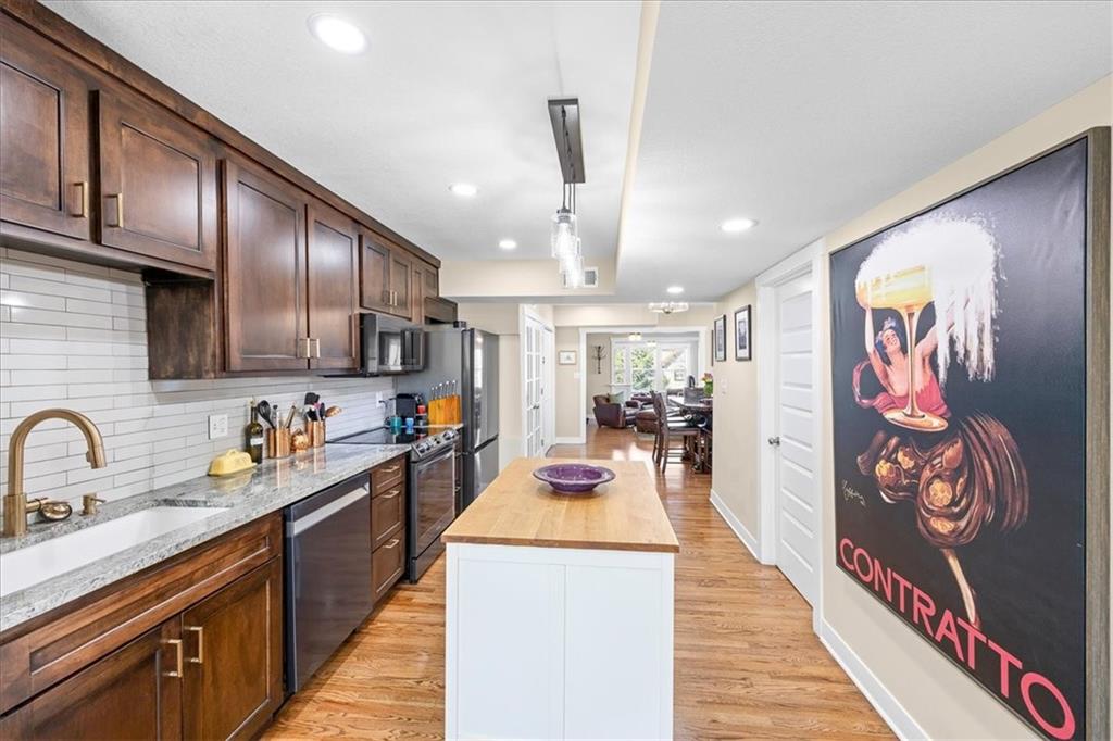 3311 Gillham Road, Unit 2N Kansas City, MO 64109 - Photo 13 of 21