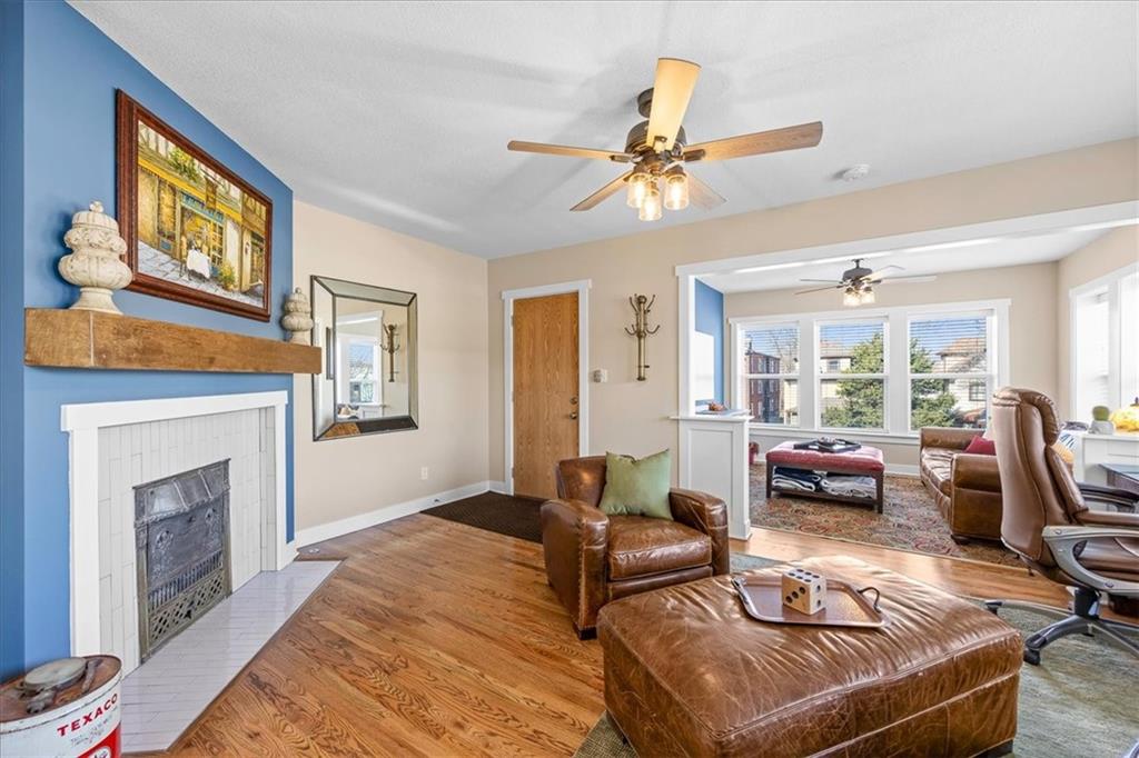 3311 Gillham Road, Unit 2N Kansas City, MO 64109 - Photo 3 of 21