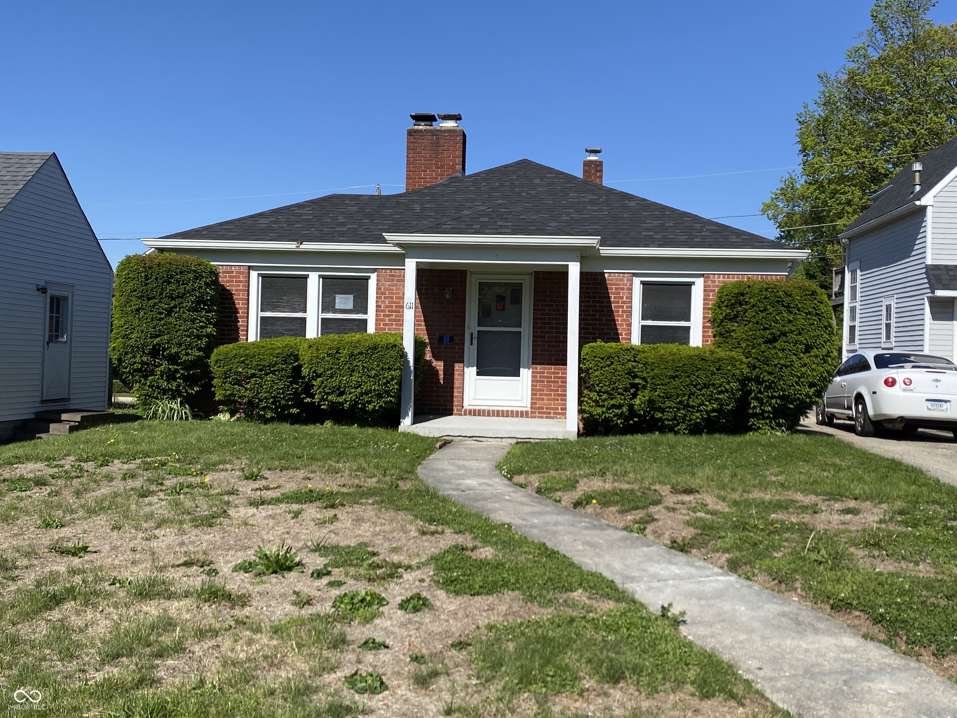 611 Chestnut Street Anderson, IN 46012 - Photo 1 of 14