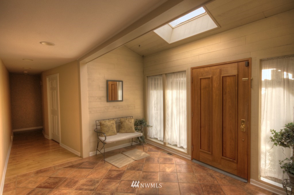 509 Bayside Road Bellingham, WA 98225 - Photo 14 of 17 a view of an empty room