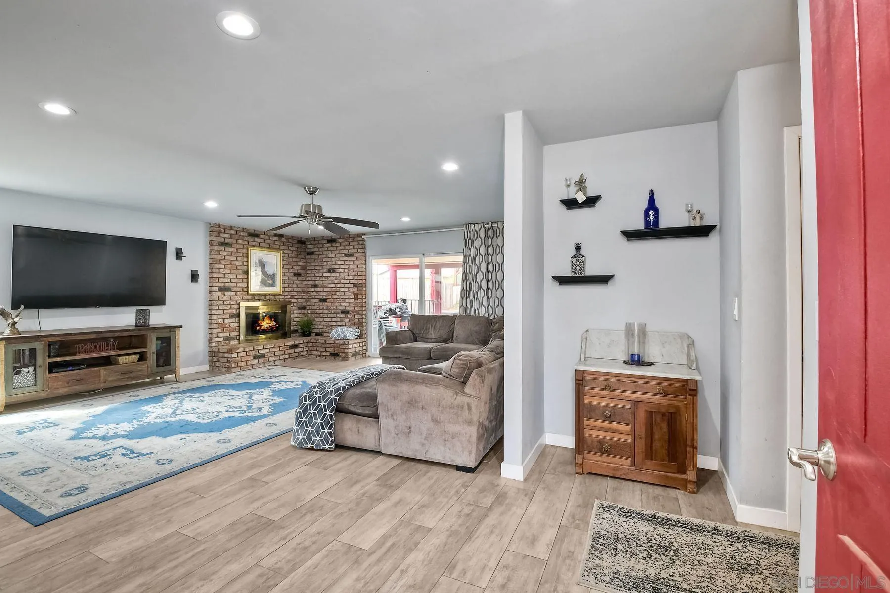 13358 Ann O Reno Lane Poway, CA 92064 - Photo 3 of 23 Gallery Image 3