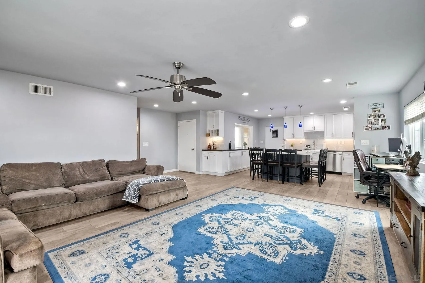 13358 Ann O Reno Lane Poway, CA 92064 - Photo 6 of 23 Gallery Image 6