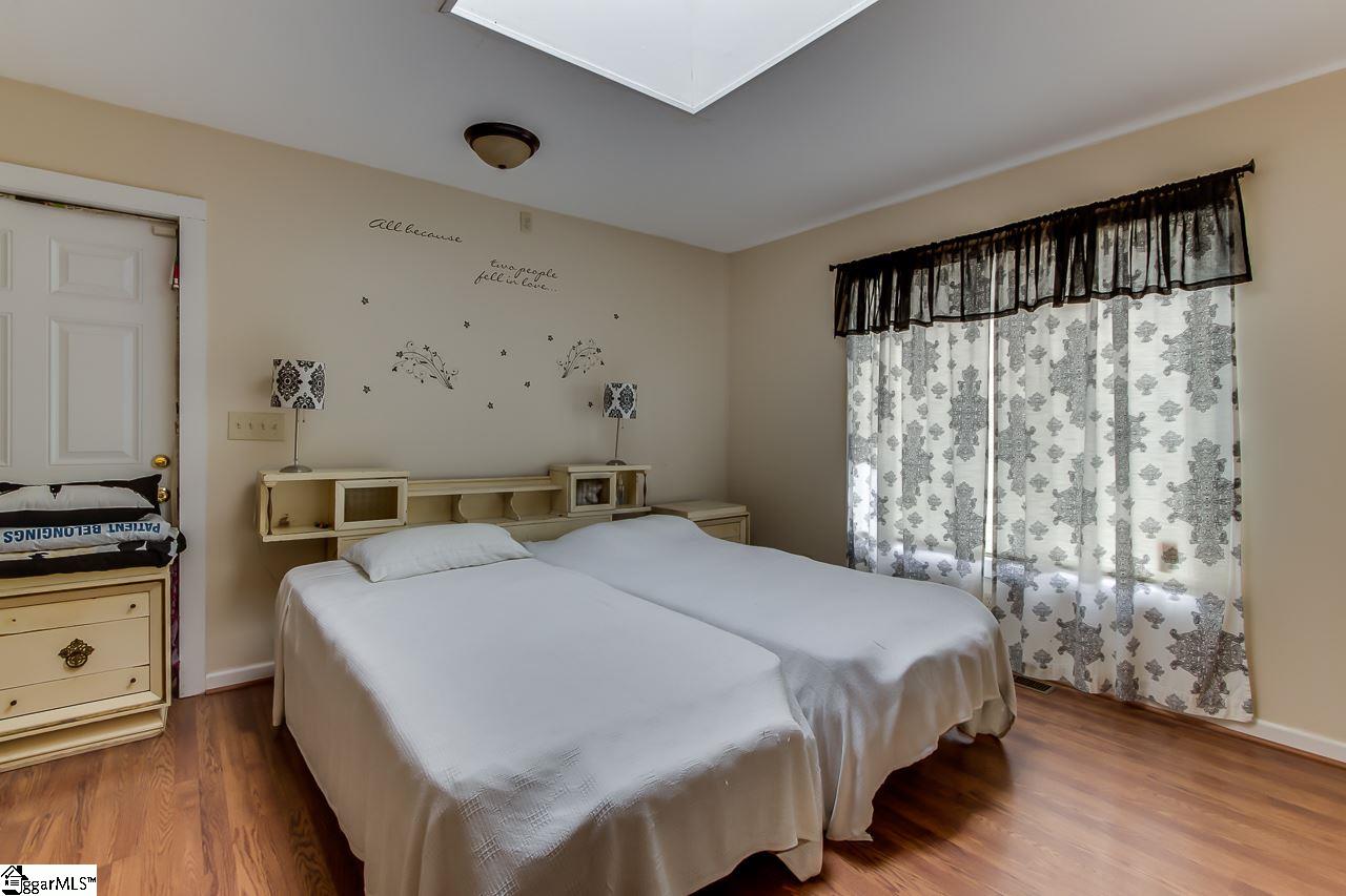 1217 Pelham Road Greenville, SC 29615 - Photo 7 of 16 Gallery Image 7