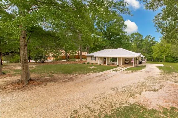 $237,500 | 1705 Highway 10, Bogalusa, LA 70427