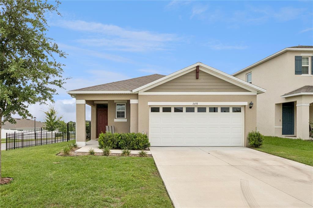 2698 Rowan Street Tavares, FL 32778 - Photo 2 of 36