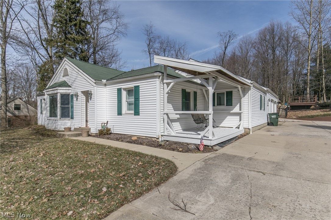 4879 Mayfair Road North Canton, OH 44720 - Photo 2 of 35 Gallery Image 2