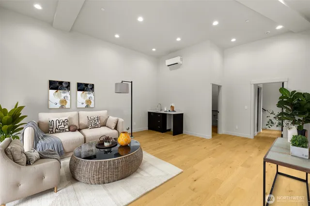 $1,245,000 | 3400 East Spring Street, Seattle, WA 98122