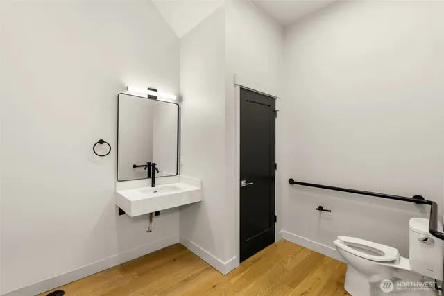 $1,245,000 | 3400 East Spring Street, Seattle, WA 98122