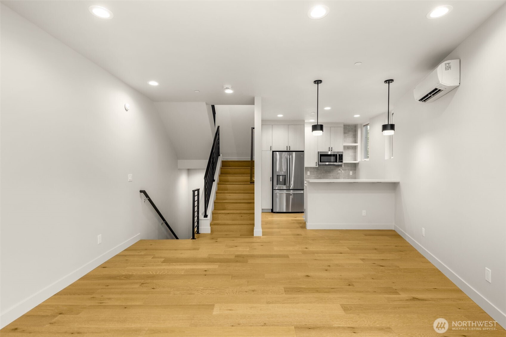 3400 East Spring Street Seattle, WA 98122 - Photo 16 of 36