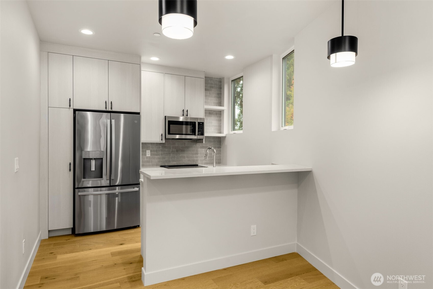 3400 East Spring Street Seattle, WA 98122 - Photo 18 of 36