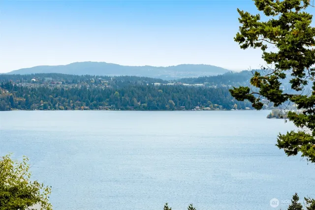 $1,245,000 | 3400 East Spring Street, Seattle, WA 98122