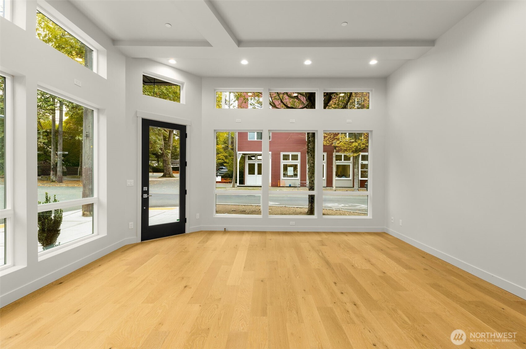 3400 East Spring Street Seattle, WA 98122 - Photo 7 of 36