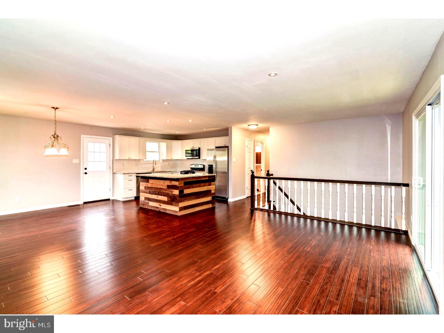 149 Erial Road Clementon, NJ 08021 - Photo 8 of 23 Great Room