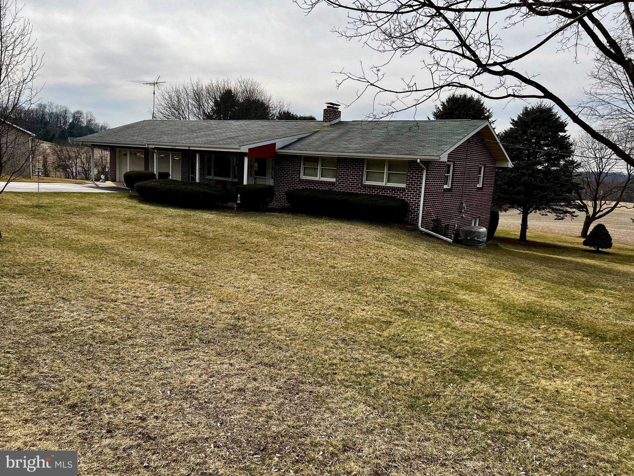 2487 Meeting House Road Spring Grove, PA 17362 - Photo 6 of 67