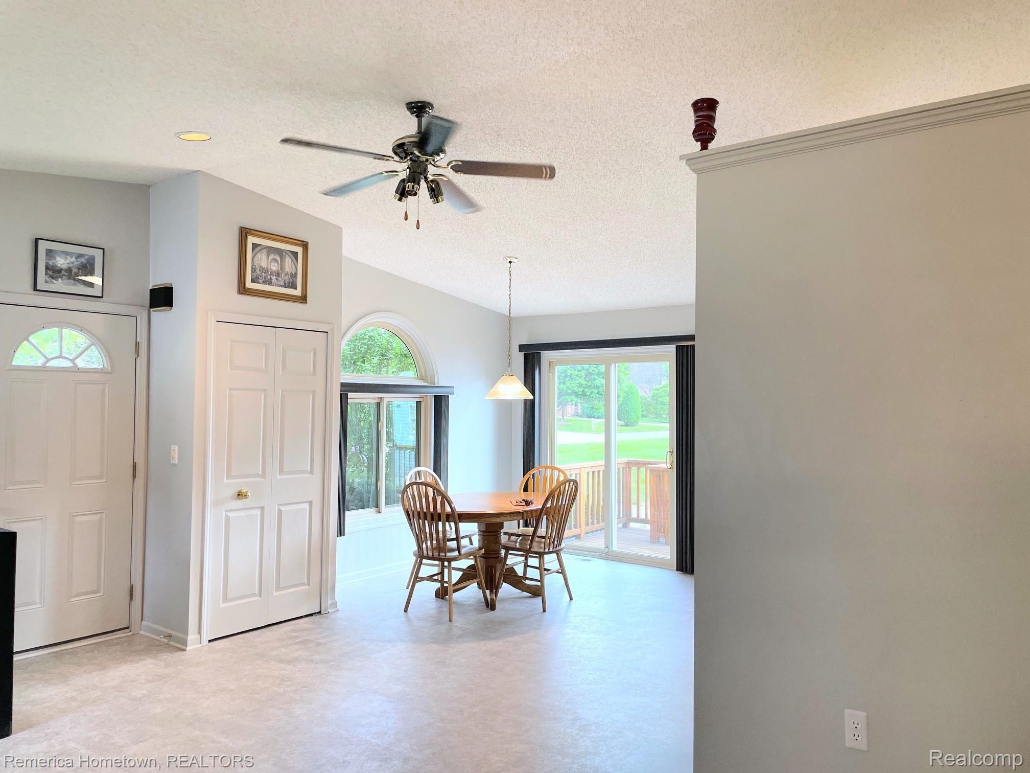 3636 Mildred Avenue Rochester, MI 48309 - Photo 4 of 25 dining area 1.jpg
