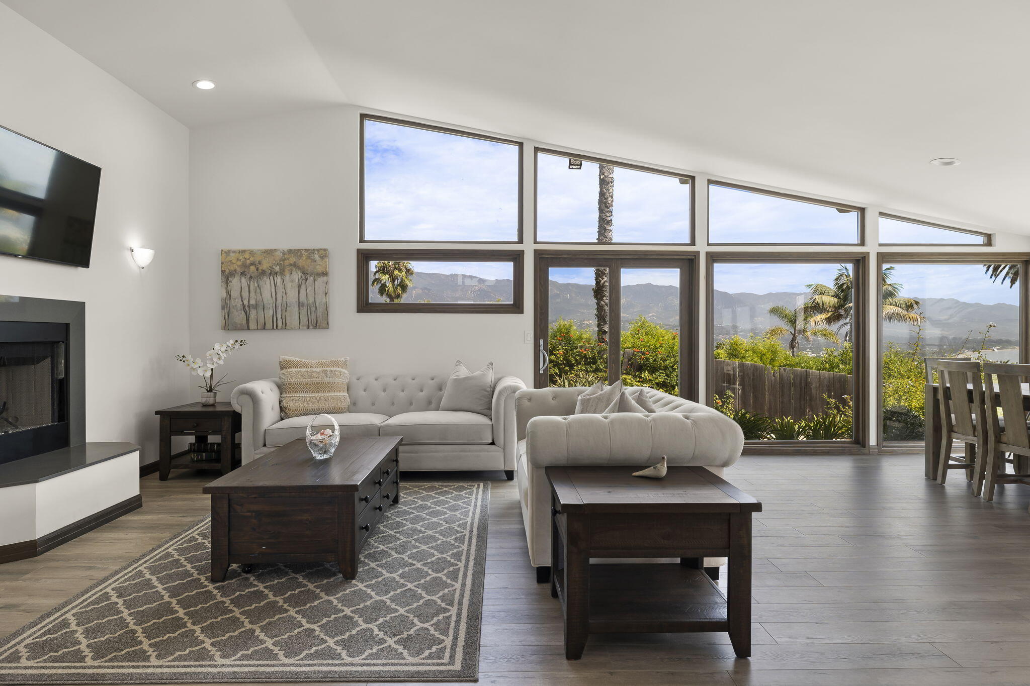 550 Miramonte Drive Santa Barbara, CA 93109 - Photo 14 of 83 12-web-or-mls-UpmarketMedia_550Mir-72