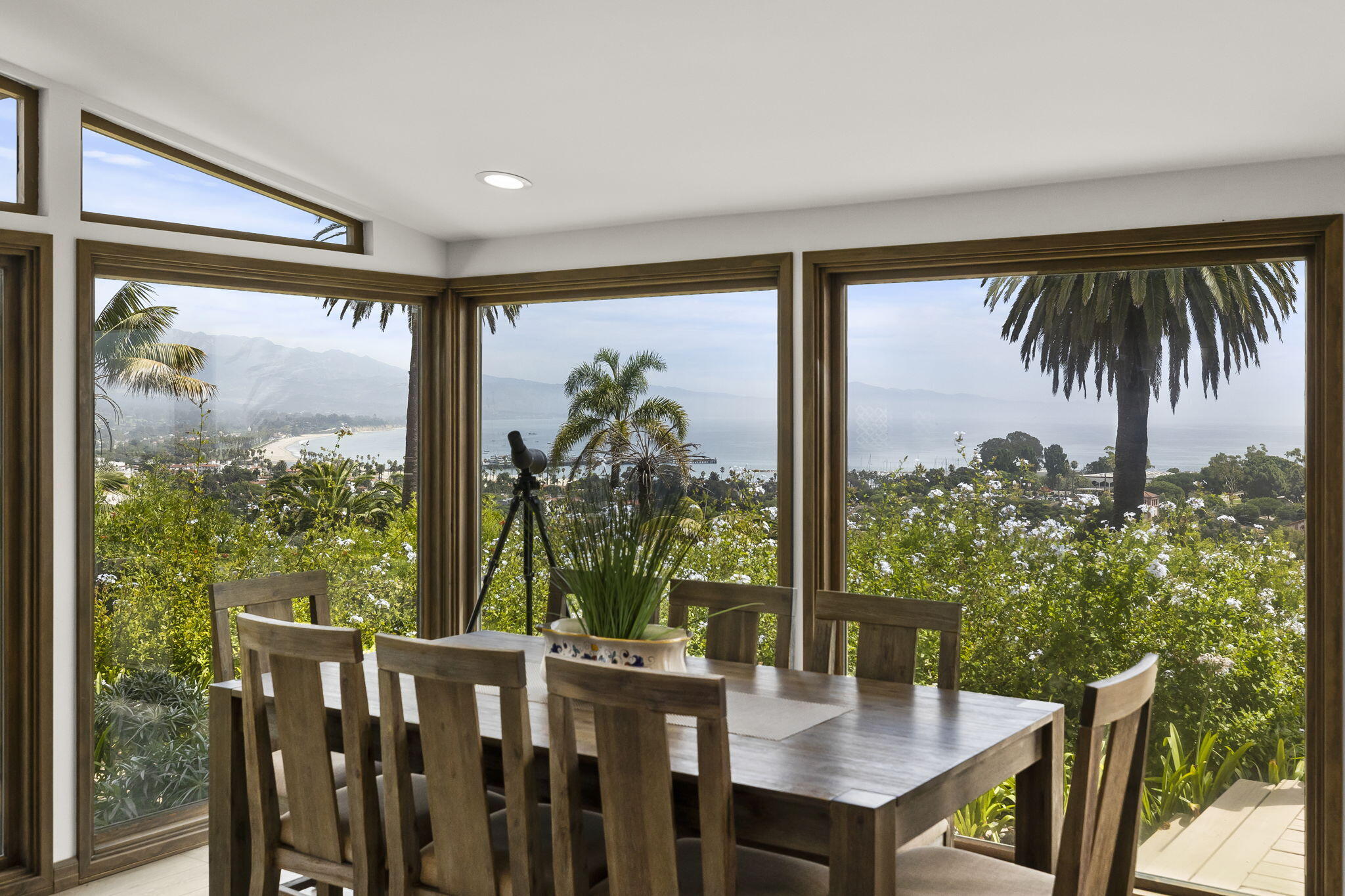 550 Miramonte Drive Santa Barbara, CA 93109 - Photo 19 of 83 17-web-or-mls-UpmarketMedia_550Mir-93