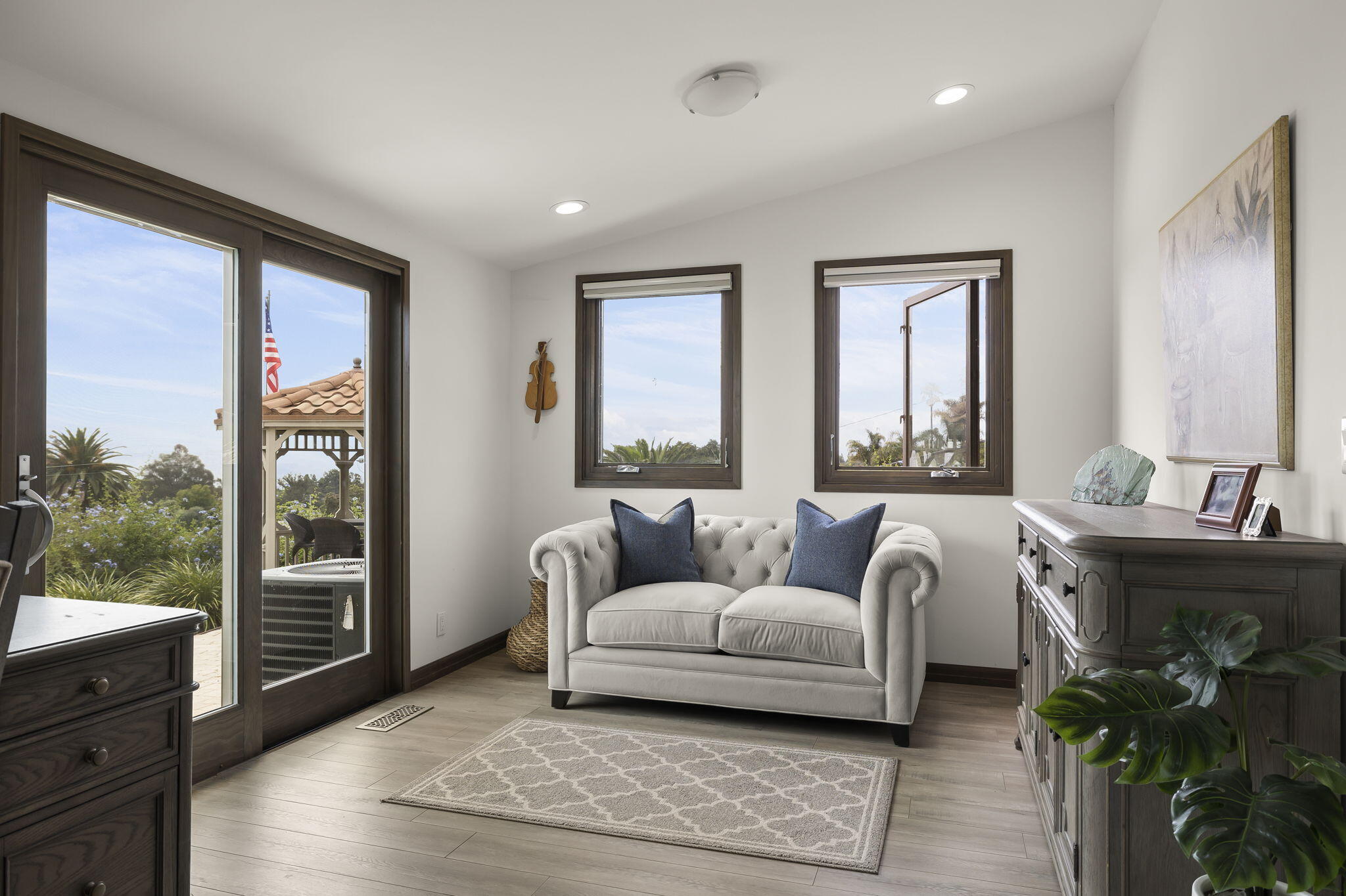 550 Miramonte Drive Santa Barbara, CA 93109 - Photo 40 of 83 38-web-or-mls-UpmarketMedia_550Mir-36