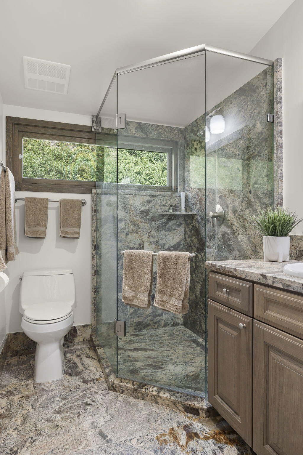 550 Miramonte Drive Santa Barbara, CA 93109 - Photo 51 of 83 49-web-or-mls-UpmarketMedia_550Mir-12