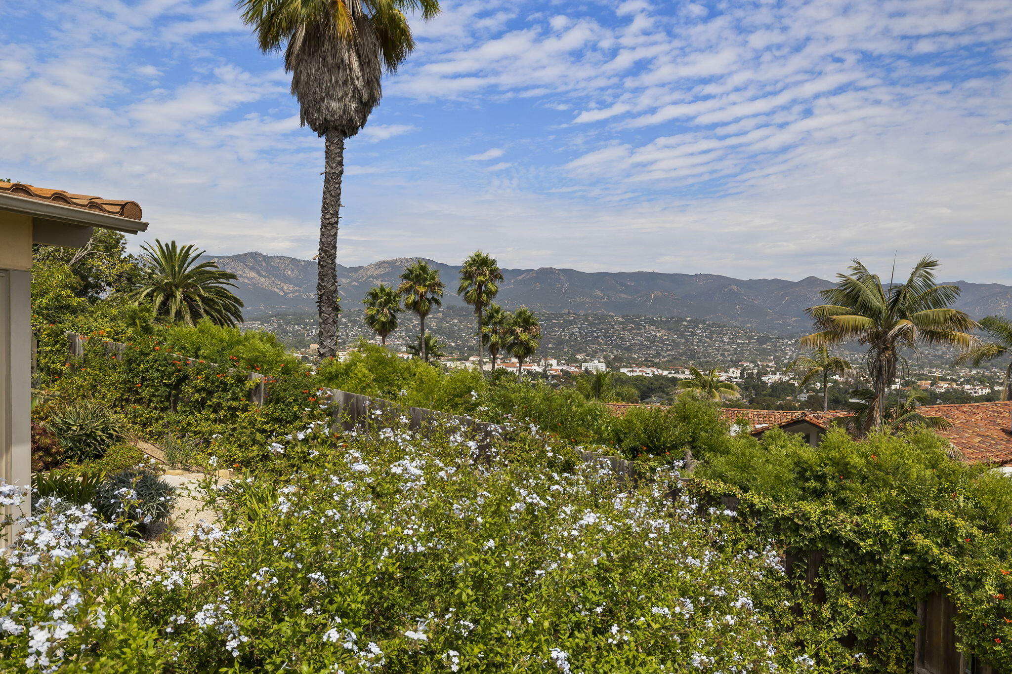 550 Miramonte Drive Santa Barbara, CA 93109 - Photo 61 of 83 60-web-or-mls-UpmarketMedia_550Mir-173