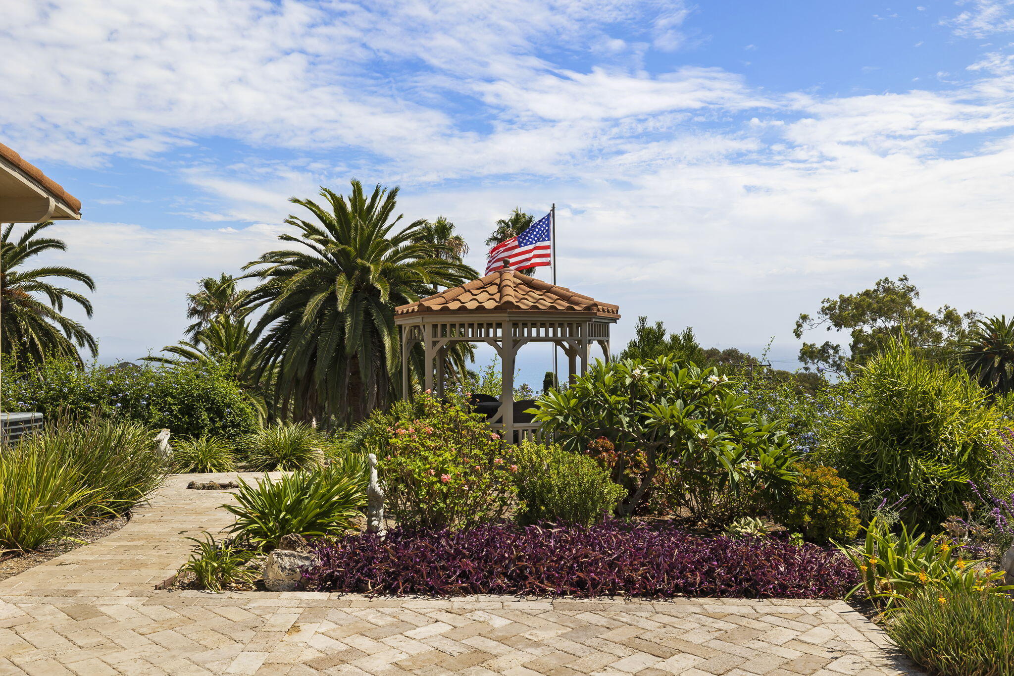 550 Miramonte Drive Santa Barbara, CA 93109 - Photo 66 of 83 65-web-or-mls-UpmarketMedia_550Mir-224